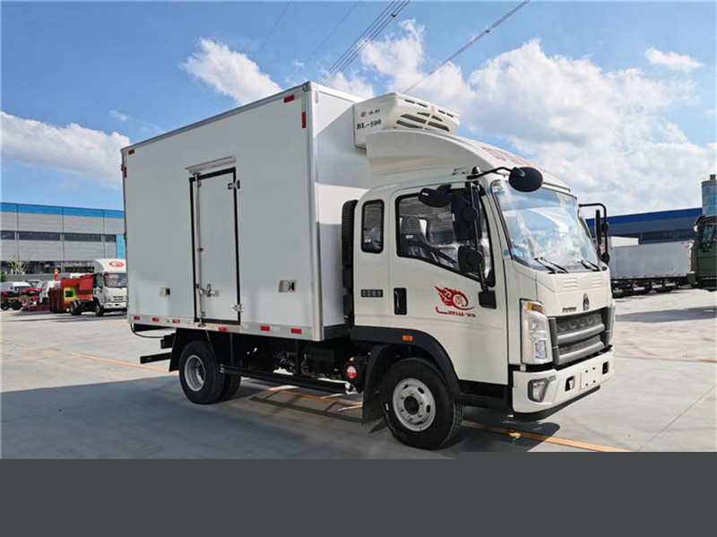 國六 重汽豪沃濰柴160馬力藍牌冷藏車